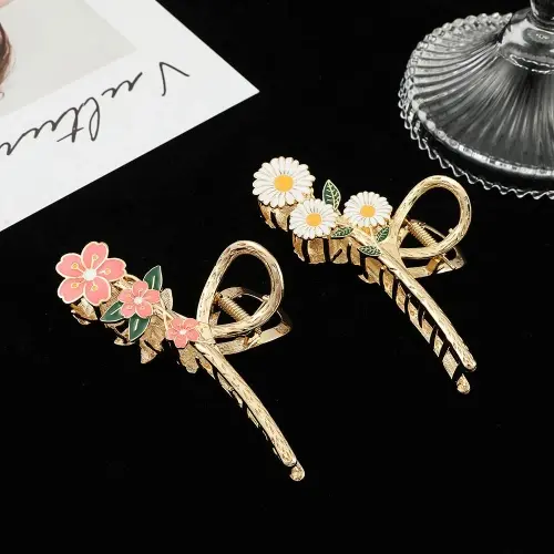 METAL HAIR CLIPS