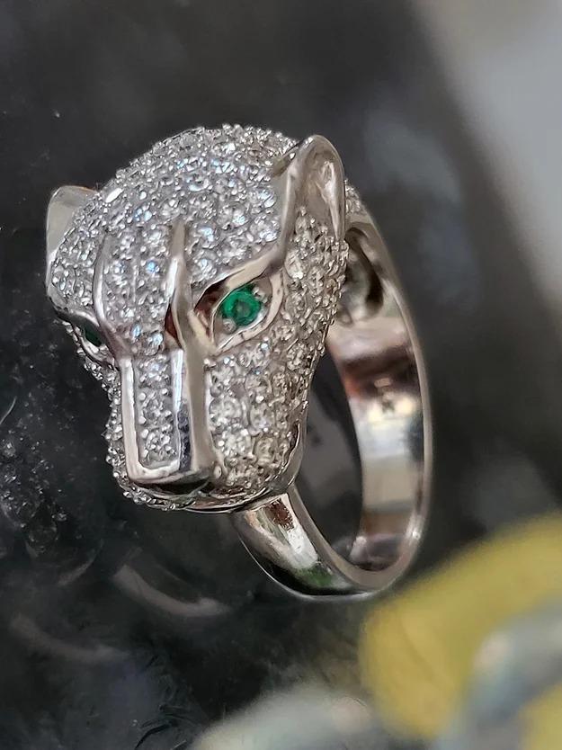 JAGUAR SIMULATED EMERALD STUDDED PANTHER LEOPARD SHAPE RING