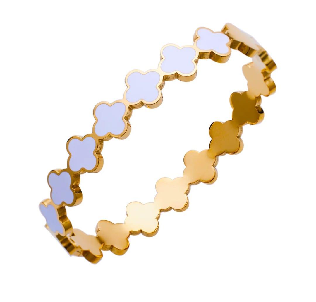 STAINLESS STEEL MULTI ENAMEL CLOVER ALL IN WHITE BRACELET.