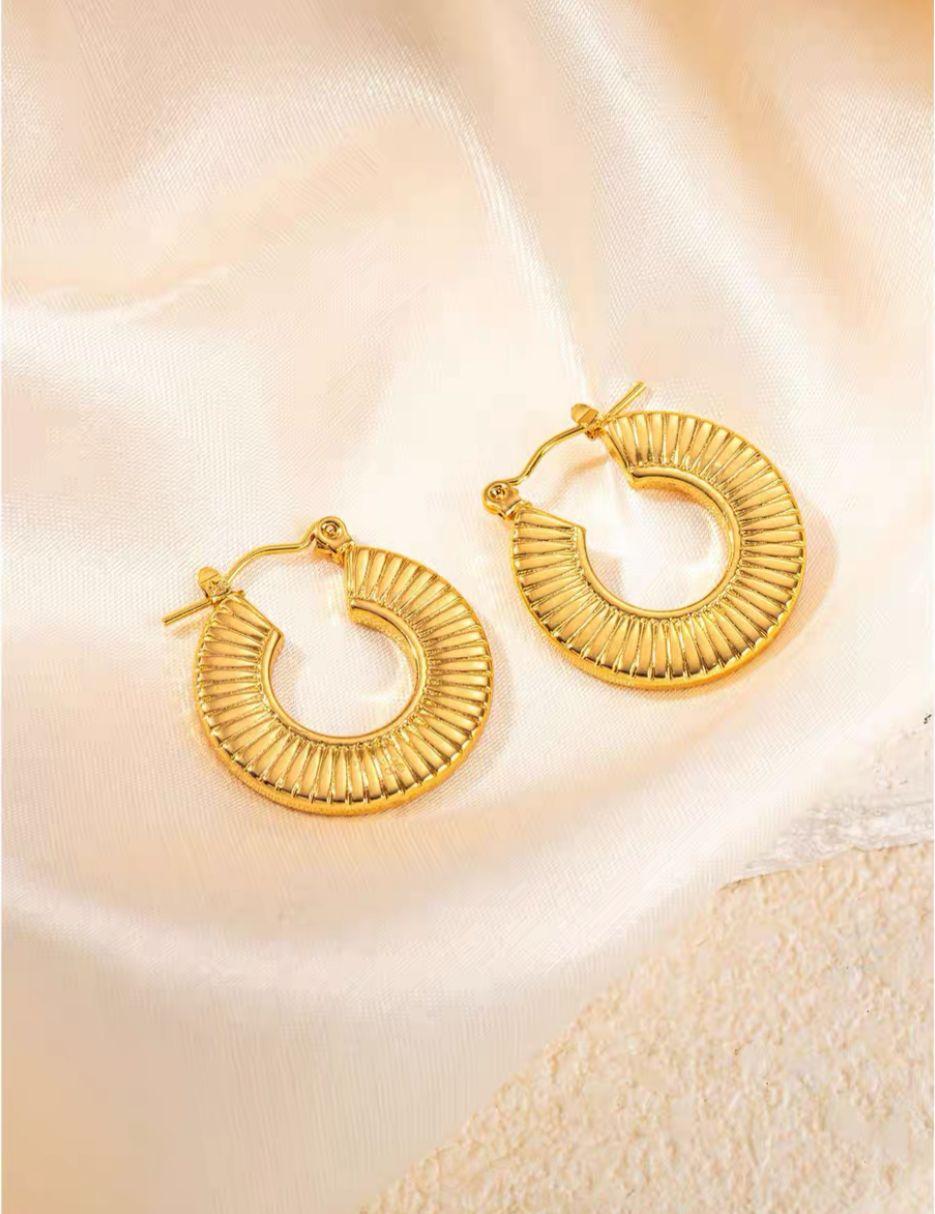 STAINLESS STEEL CARLA HUGGIE FLAT HOOP EARRINGS