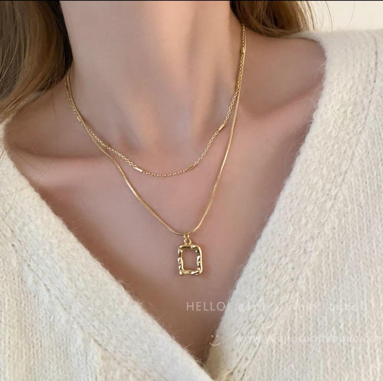 RECTANGLE DOUBLE LAYERED NECKLACE