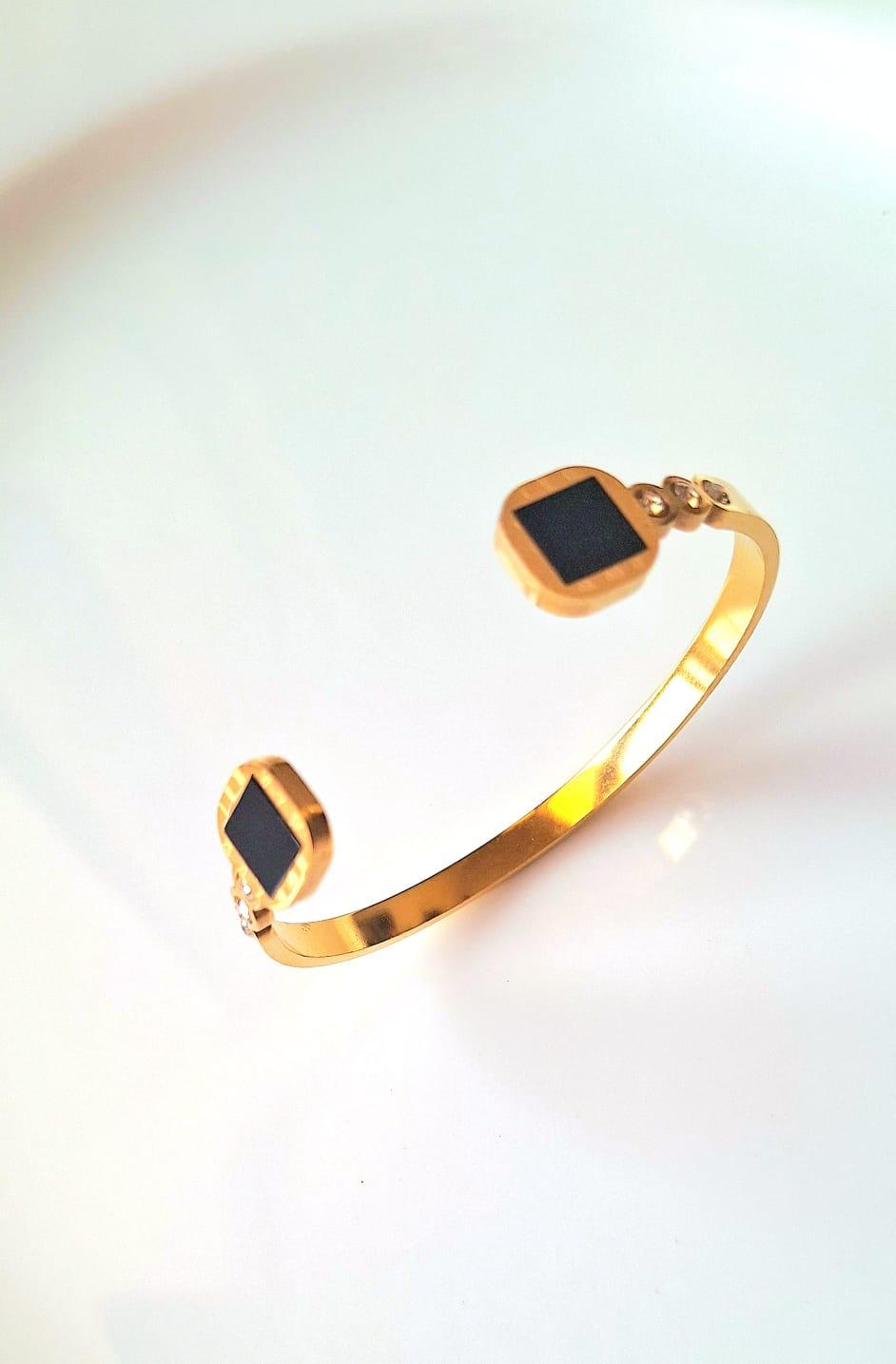 STAINLESS STEEL ROMAN NUMERAL SQUARED HAND CUFF BRACELET