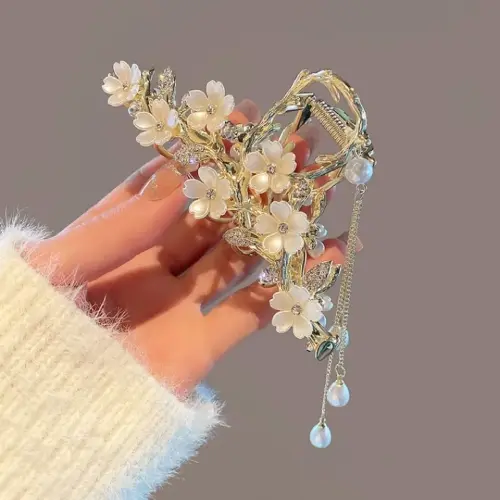 HAIR ACCESSORIES PEARL FLOWER TASSEL HAIR CLAW BACK OF THE HEAD SHARK CLIP