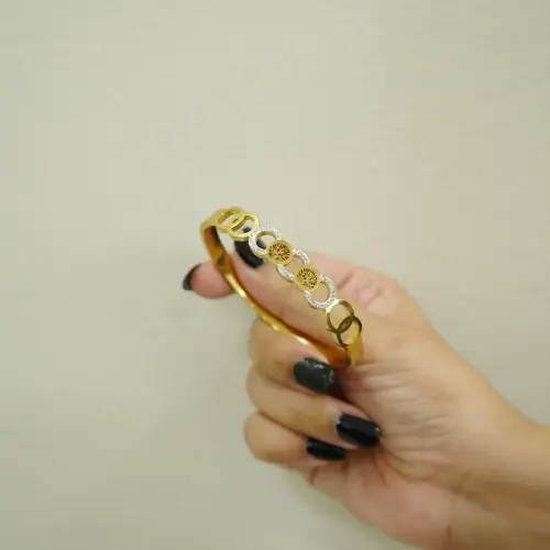 CHIC RHINESTONE TREE INLAID BRACELET - STAINLESS STEEL