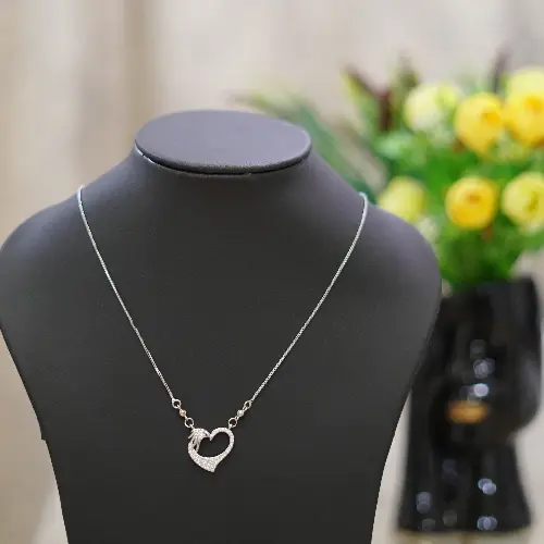 STAINLESS STEEL SILVER HEART NECKLACE
