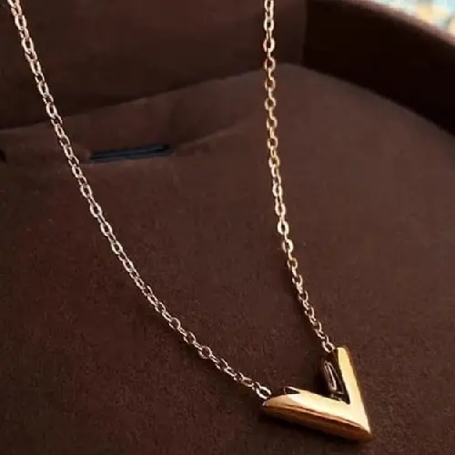 STAINLESS STEEL V SHAPE NECKLACE